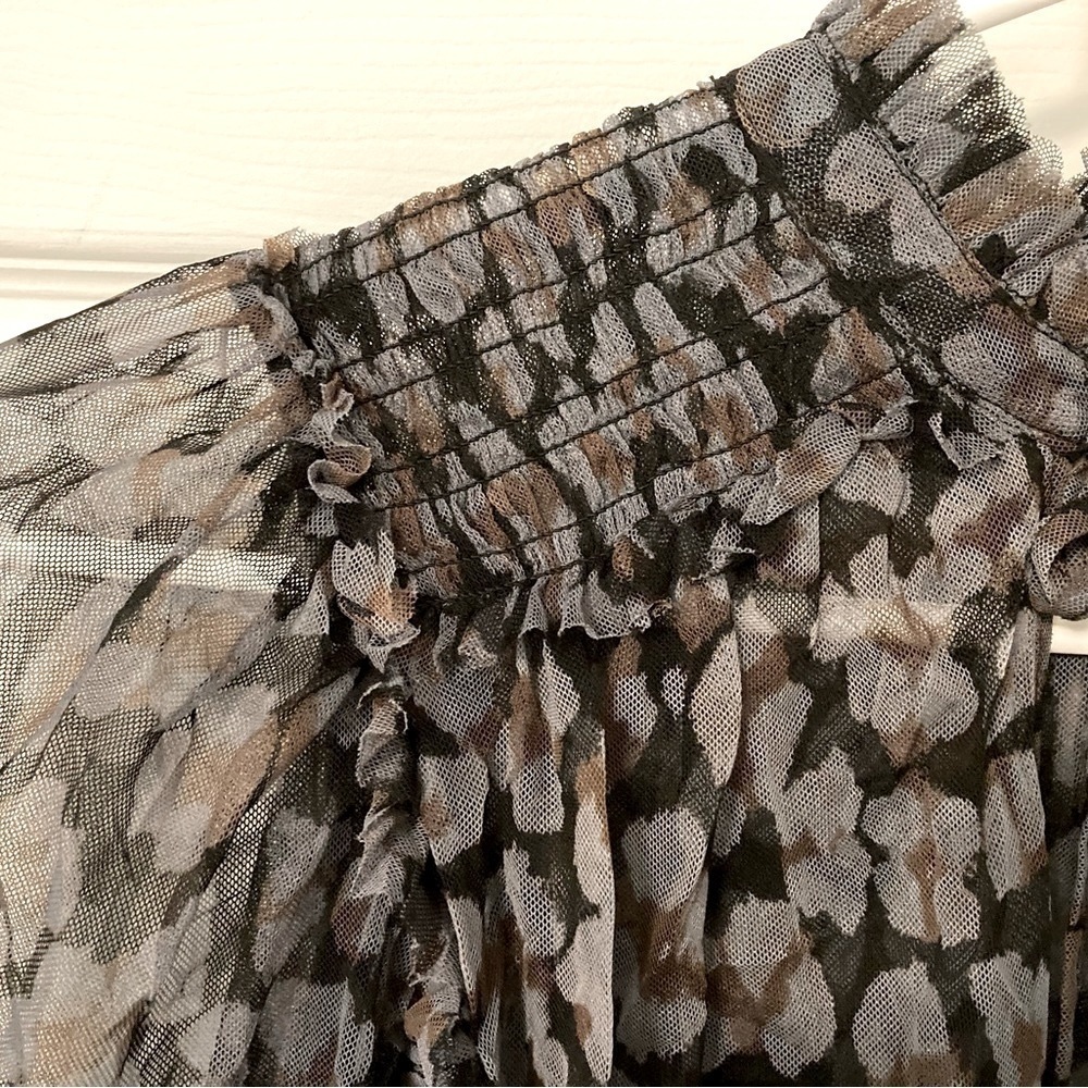 FREE PEOPLE TWYLA SPOTTED PRINT BLOUSE - Size XS - Picture 8 of 13